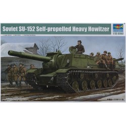 Trumpeter 01571 Soviet SU-152 Self-propelled Heavy Howitzer